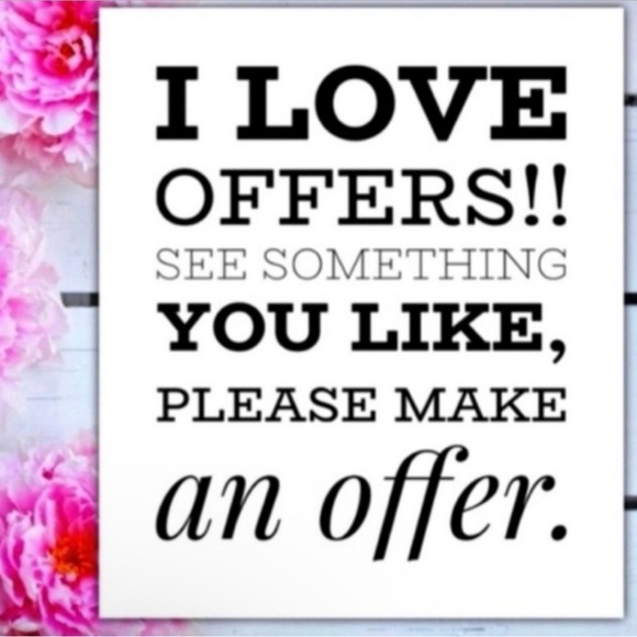 Retired- Swarovski Crystal wedding or anniversary ring set - Picture 11 of 13